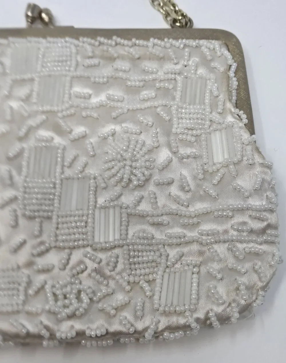 Vintage La Regale Beaded Evening Purse‎ Ivory Satin Kiss Lock Hong Kong Wedding